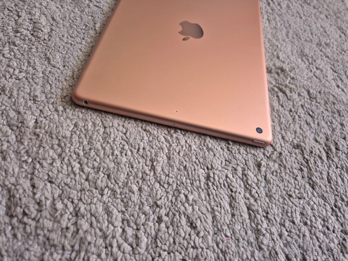 Apple iPad 7. generace 32gb - 9