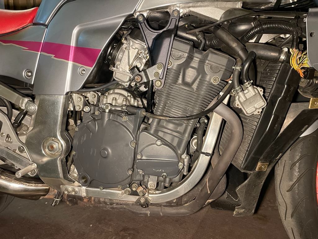 Suzuki GSXR 750W - 9