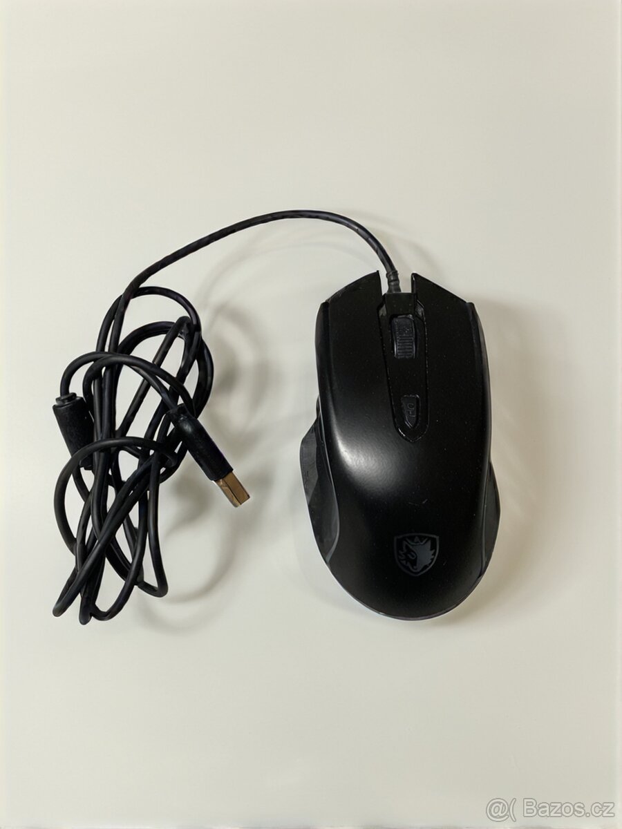 Výkonný herní počítač s xbox kontrolery – kompletní sada - 9