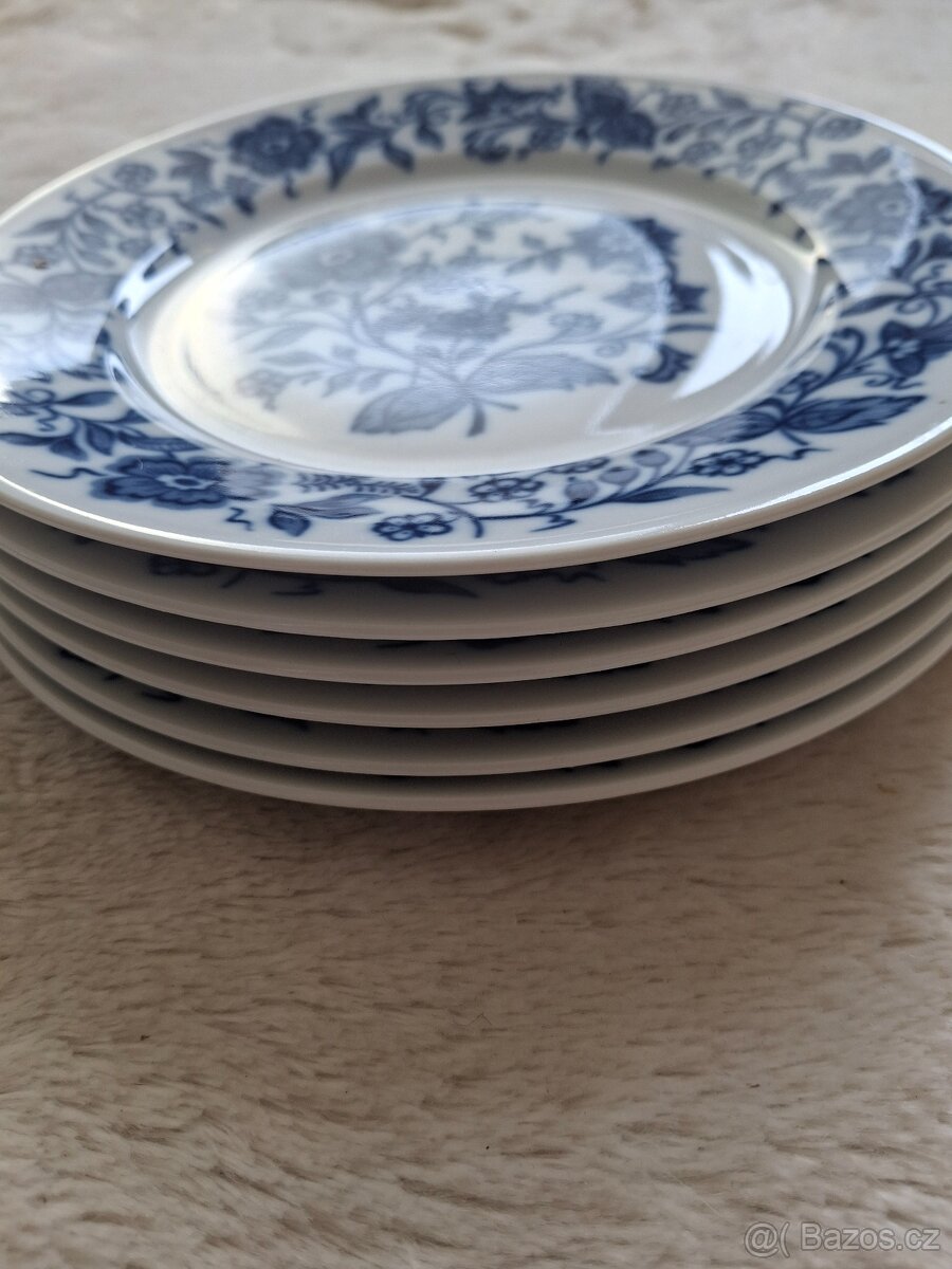 sada staré porcelánu, pravý cibulák - 9