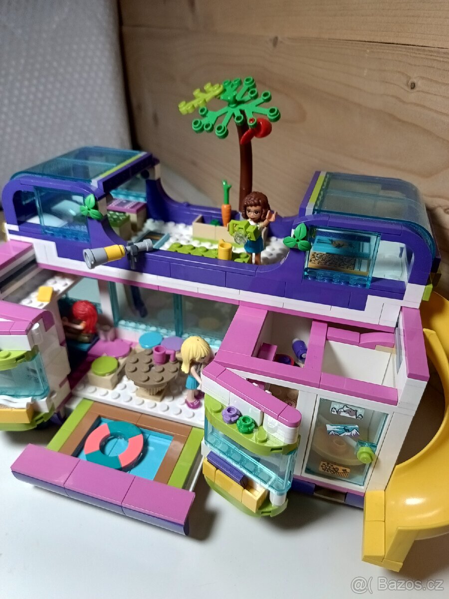 Lego friends Autobus přátelství - 9