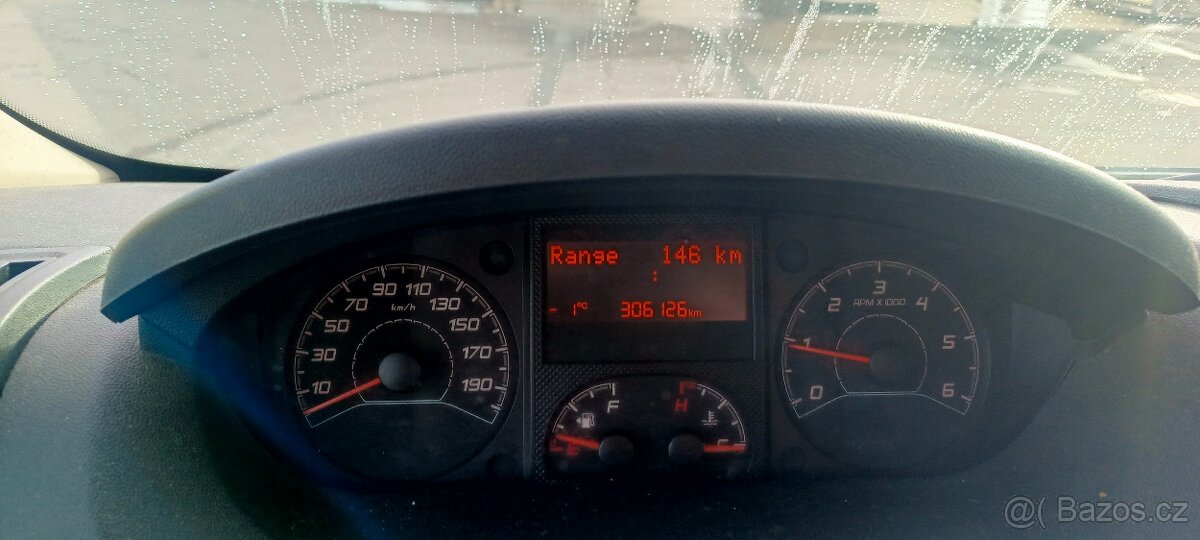 Fiat Ducato 2,3 MultiJet r.v.10.2018,najeto 306tis km - 9