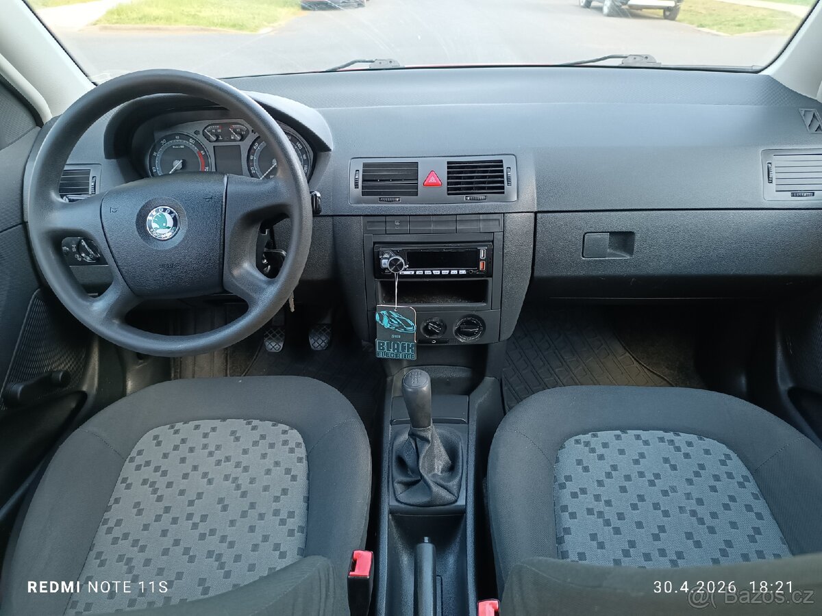 Škoda fabie 1.2.2005 - 9