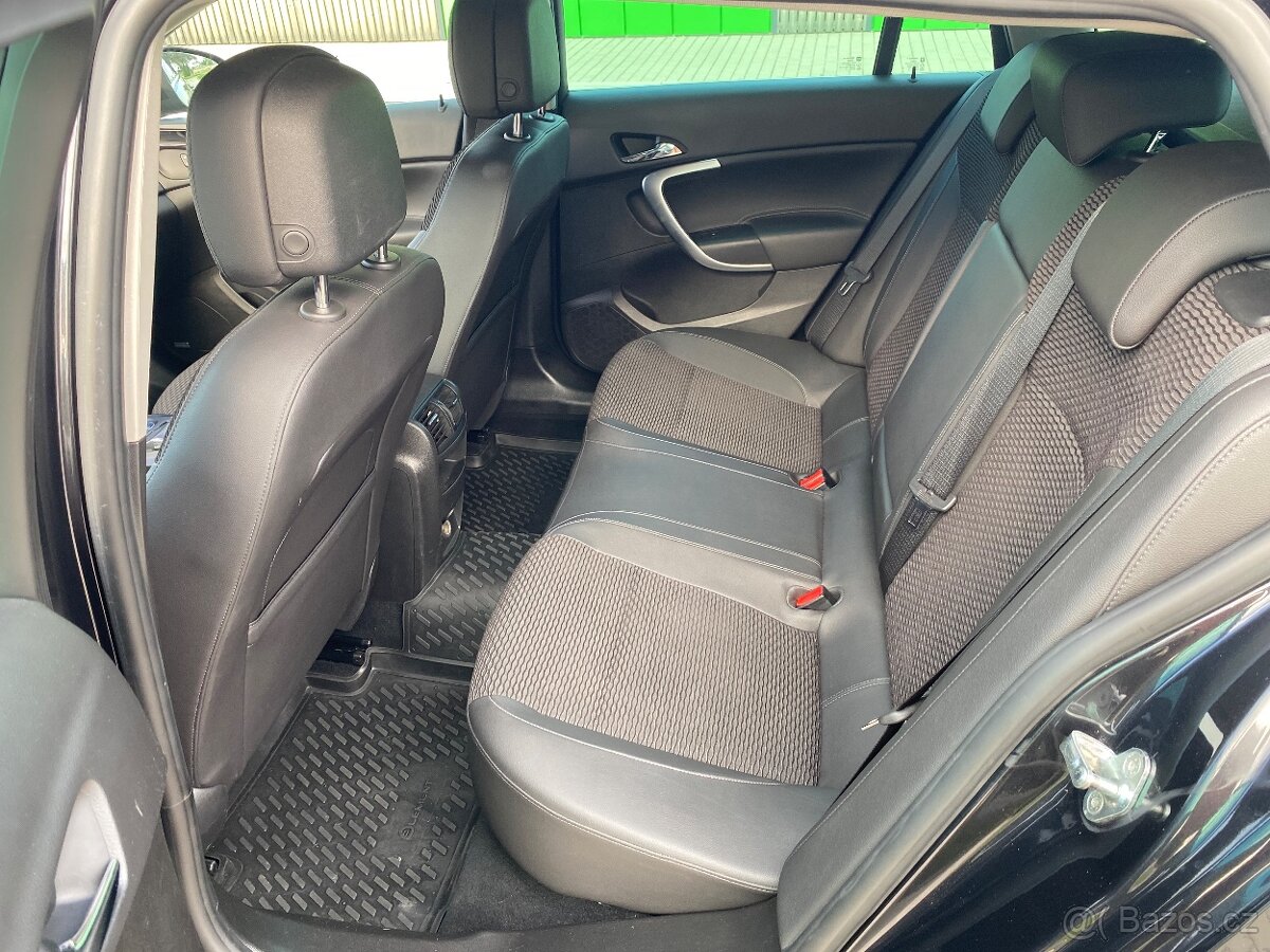 Opel Insignia, 2.0 BiTurbo 4x4 Automat 143kw 206000km - 9