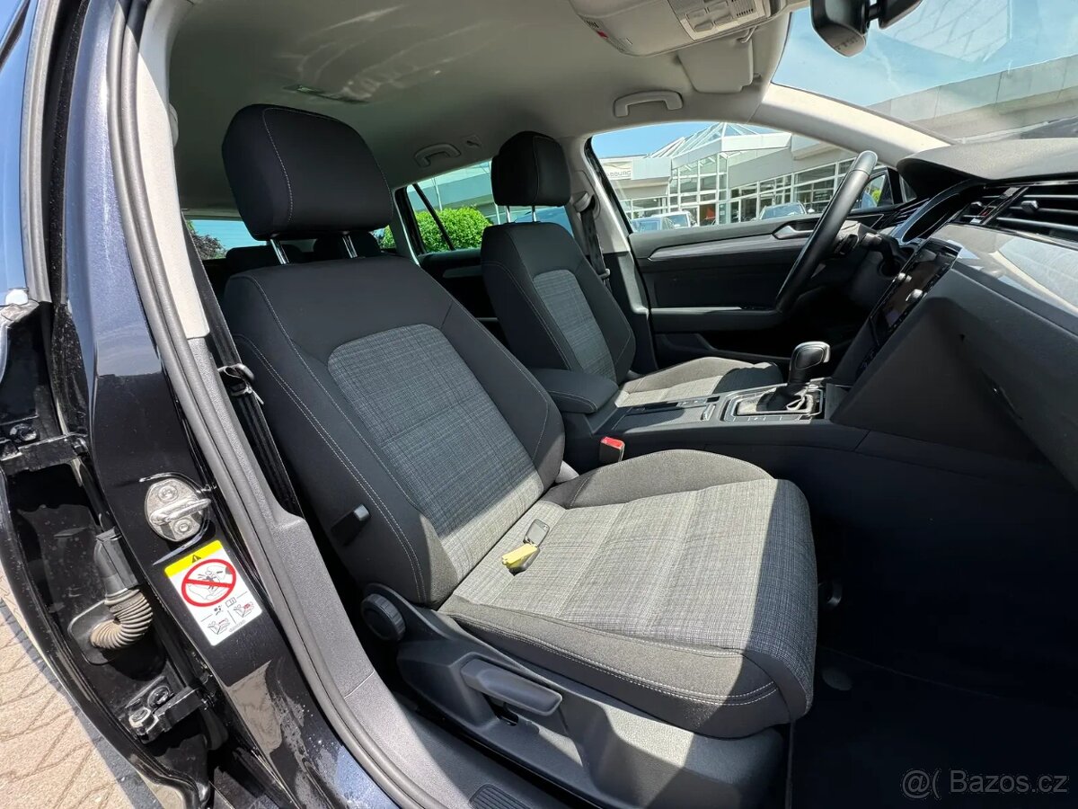 Volkswagen Passat Business TDI 147kw R-line/tažné/kamera/LED - 9