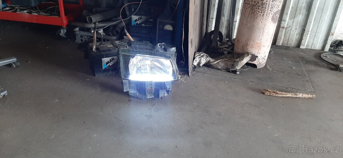 VW T4 predni svetla face original - 9