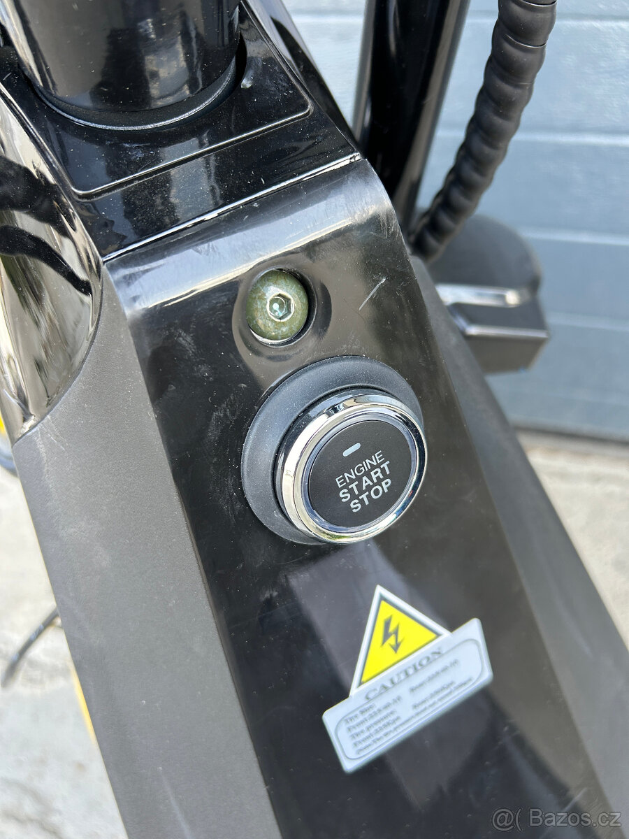 Elektrokoloběžka 2000W - 9