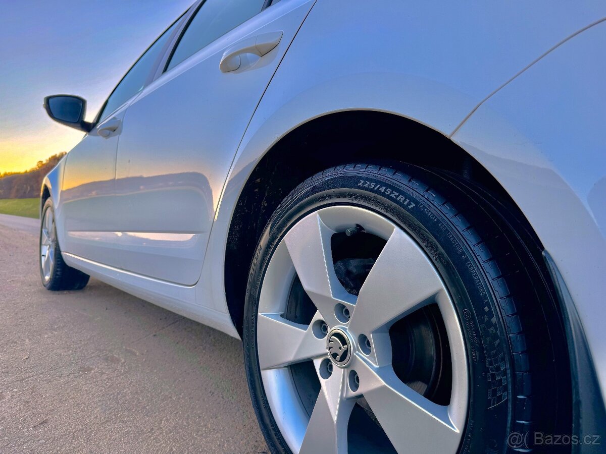 Škoda Octavia III 1.2 TSI 77kW Elegance - 9