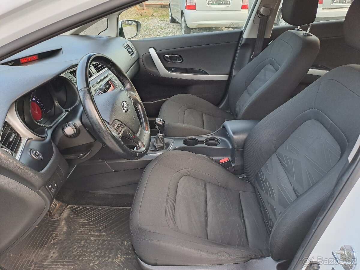 Kia Ceed 1,6 CRDI, 100 kW, SW, - 9