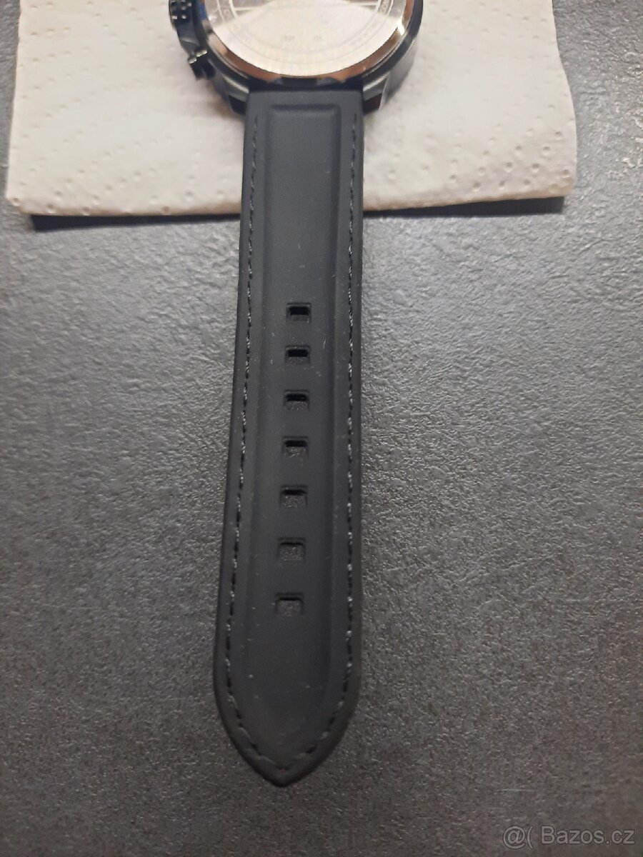 Pánské hodinky Timex, NOVÉ - 9