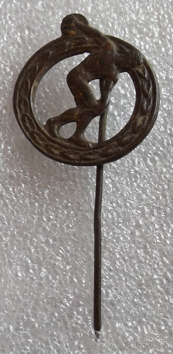 odznaky, medaile a vyznamenání - převážně armáda - 9