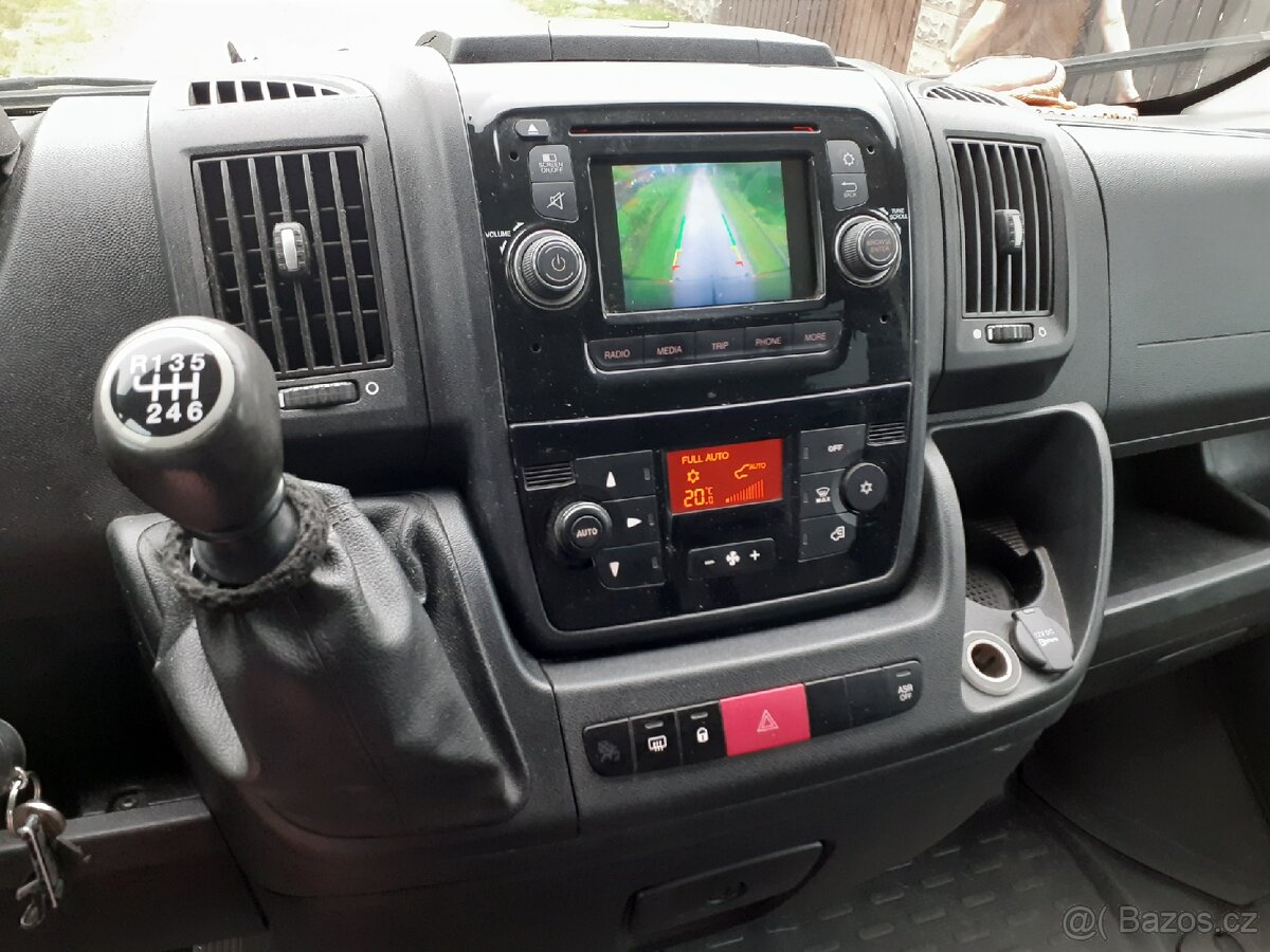 Fiat Ducato, 2,3 jtd motor IVECO 9 míst L2H2 - 9