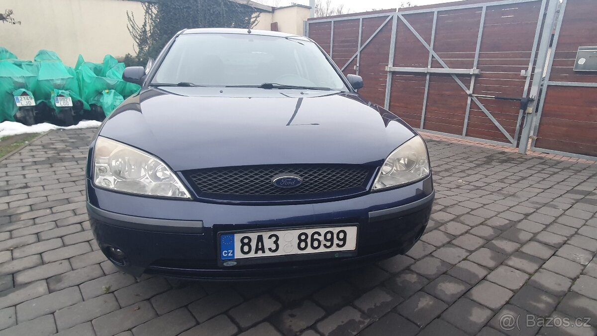Ford Mondeo 1.8i - 9