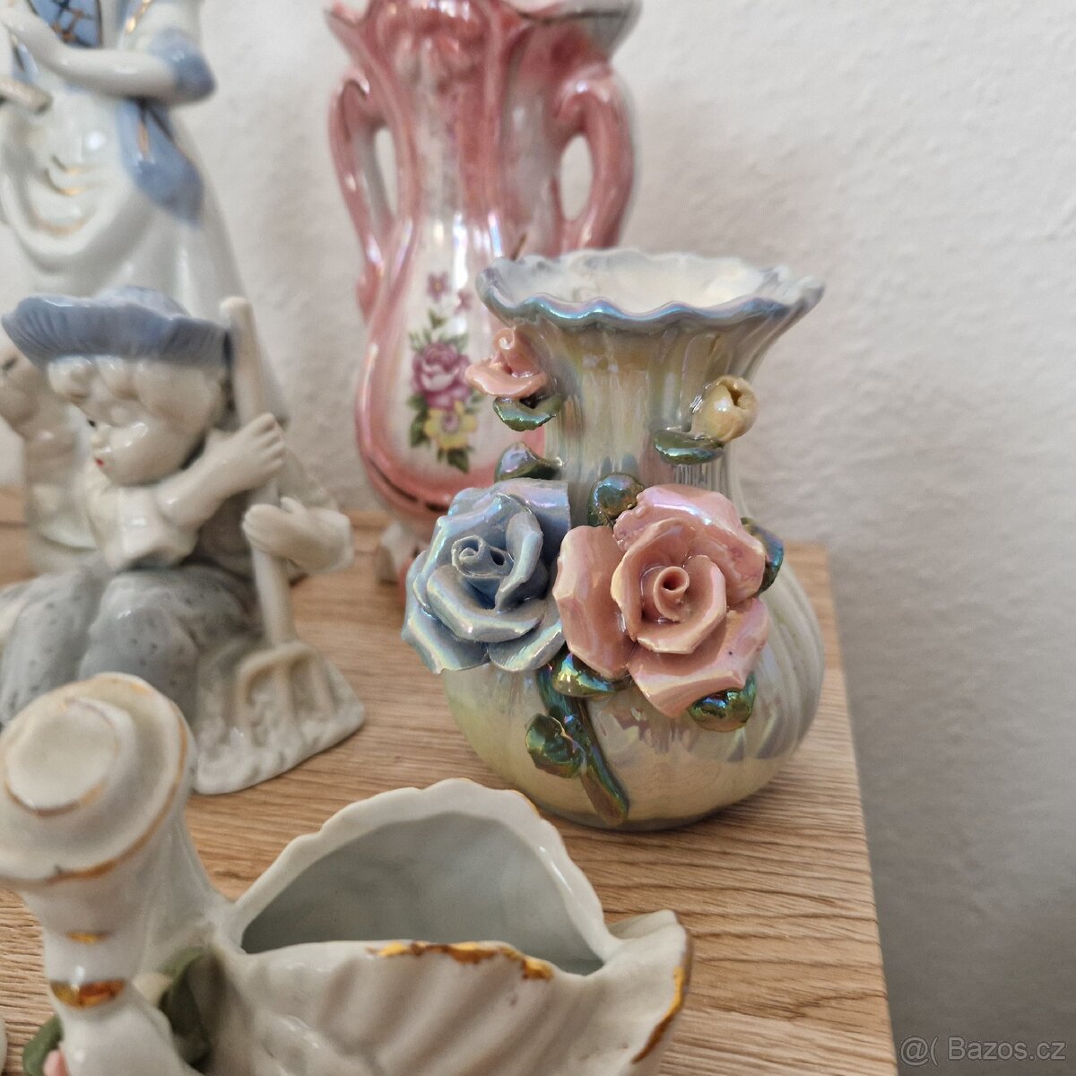 Porcelánové sošky a vázičky mix - 9