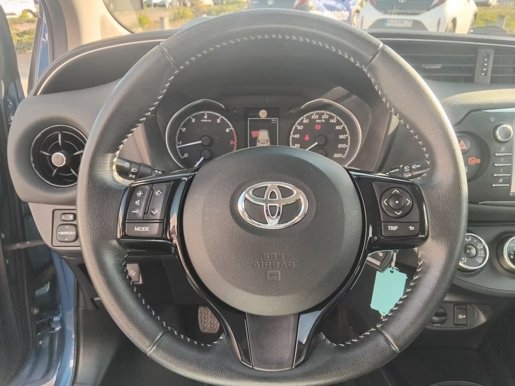 ► TOYOTA YARIS 1.5 82KW DUAL VVT-iE KAMERA-VÝHŘEV - 9