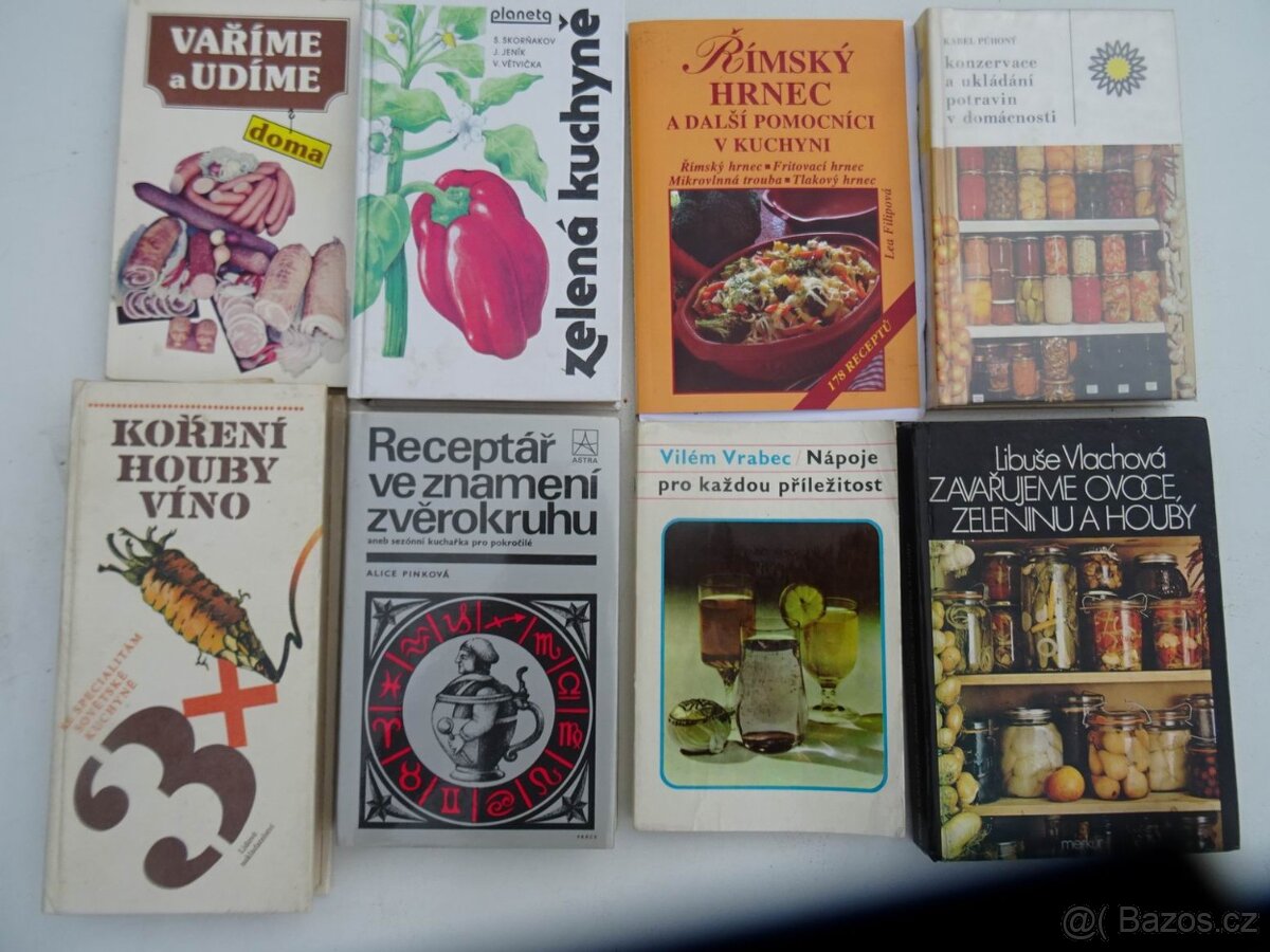 Kuchařka VITELLO , stáří ca 90 let a další kuchařky . . - 9