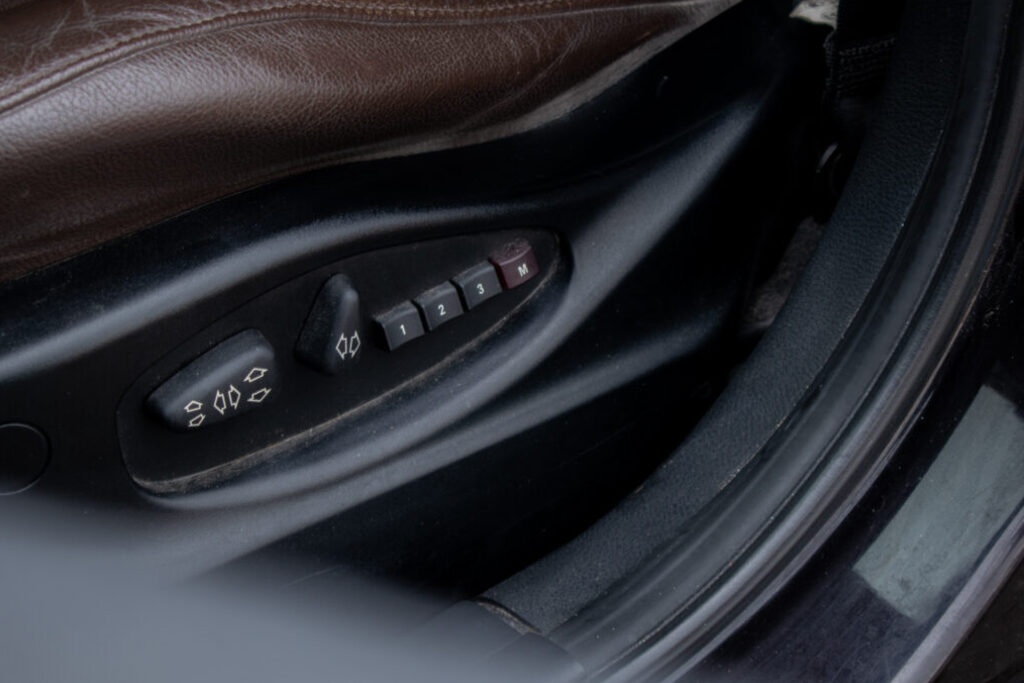 BMW X3 xDrive 2.0d A/T - 9