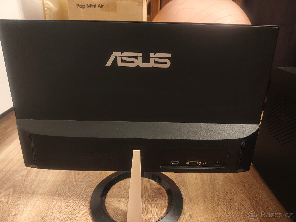 PC sestava - 9