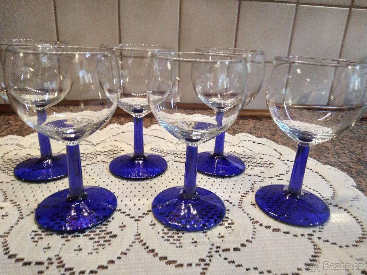 Prodám staré skleněné doplňky - 9