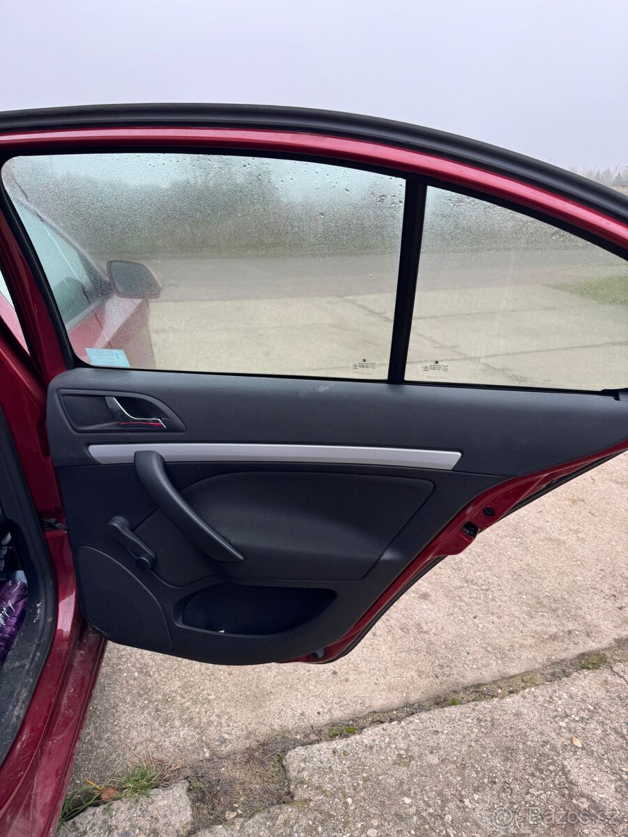 Náhradní díly Octavia 2 1.6 mpi 137 t. Km - 9