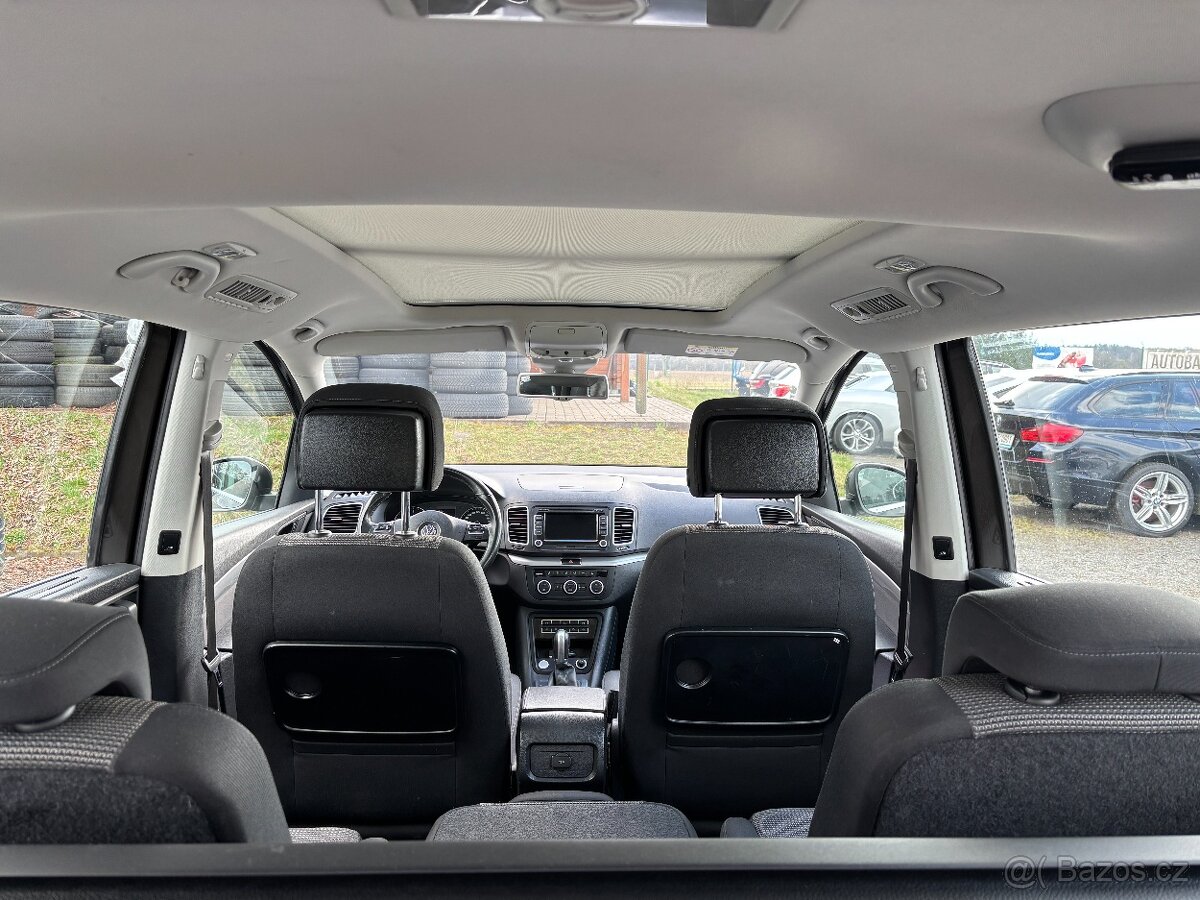 VOLKSWAGEN SHARAN 2.0 TDI 103KW 7/2015 TOP 8xALU KOLA - 9