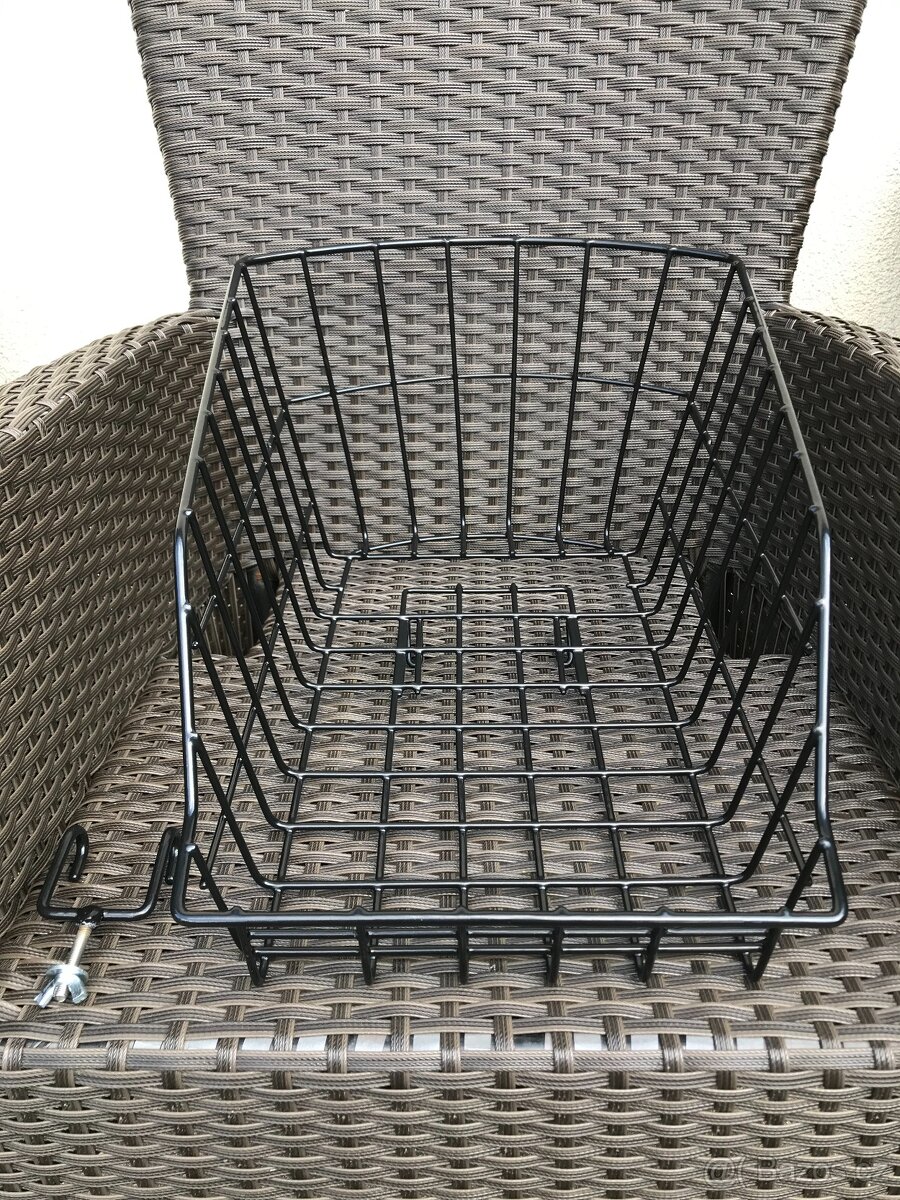 KOSIK NA KORADO - bily a cerny - 9