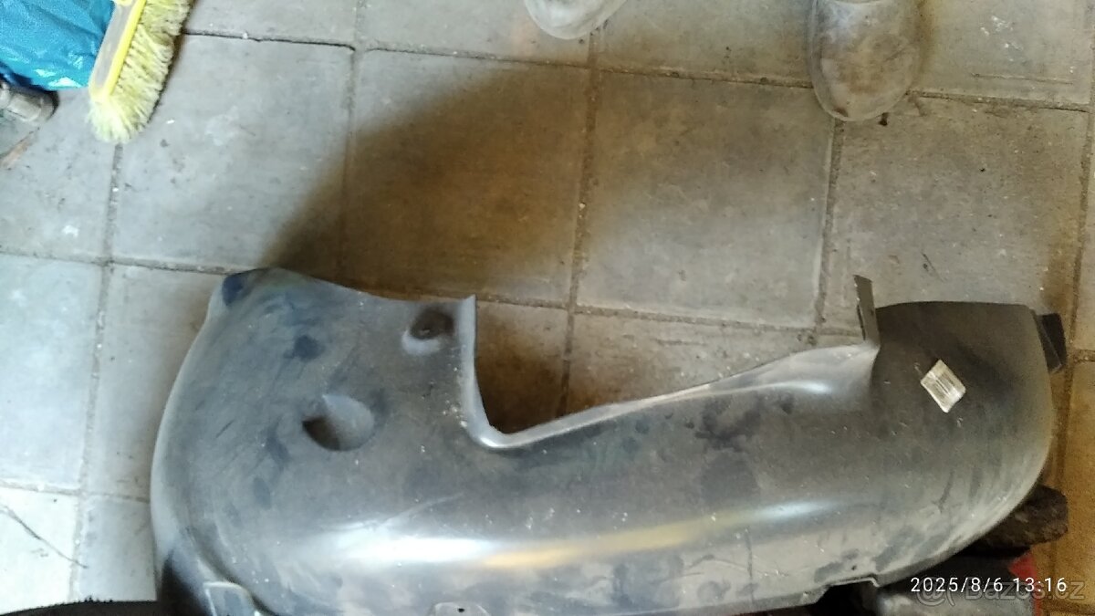 Náhradní díly na Volkswagen golf 1.9 TDi 66 kW - 9