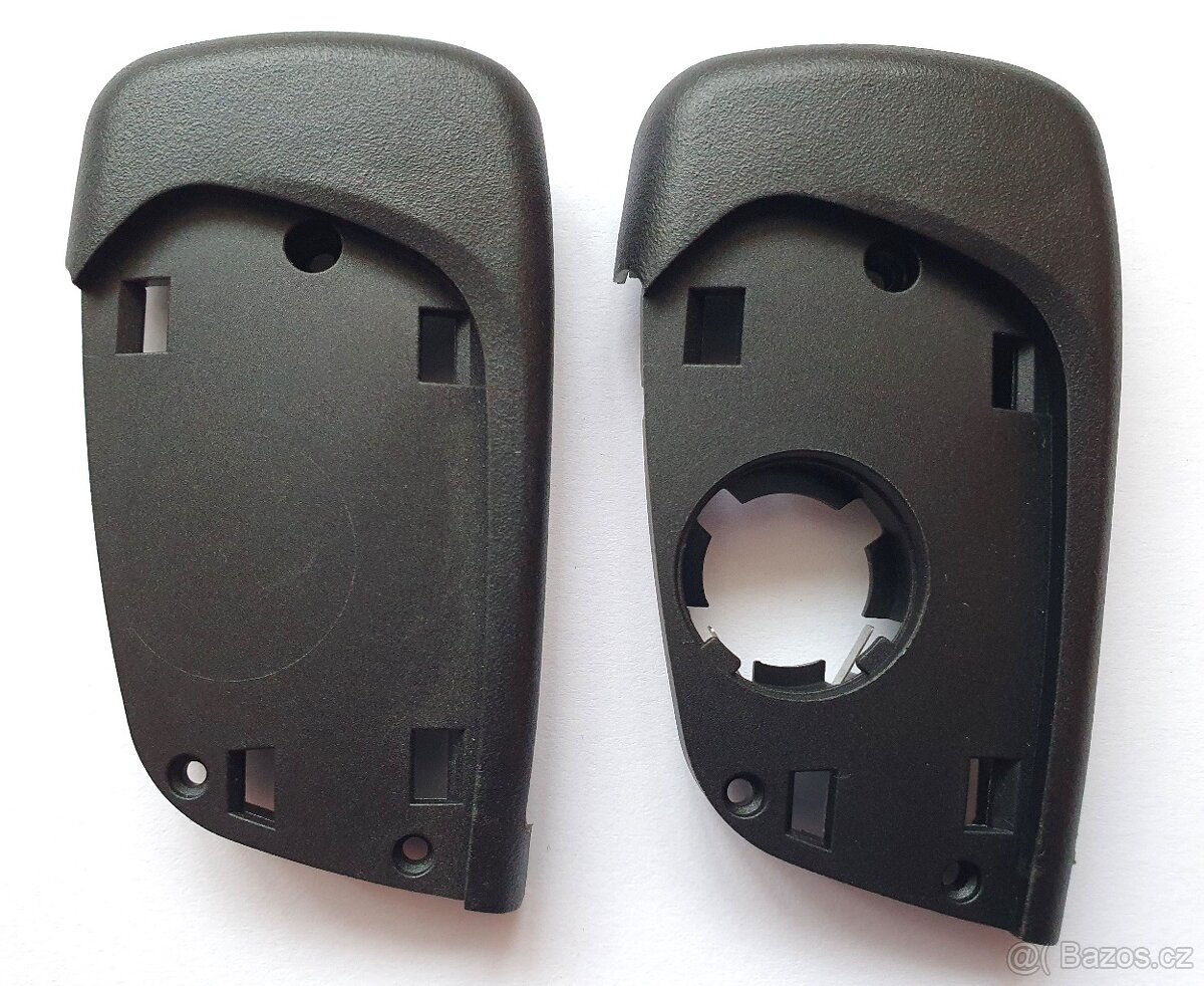 Klíč Citroen Peugeot 2 / 3 tlačítka. Starší provedení s log - 9