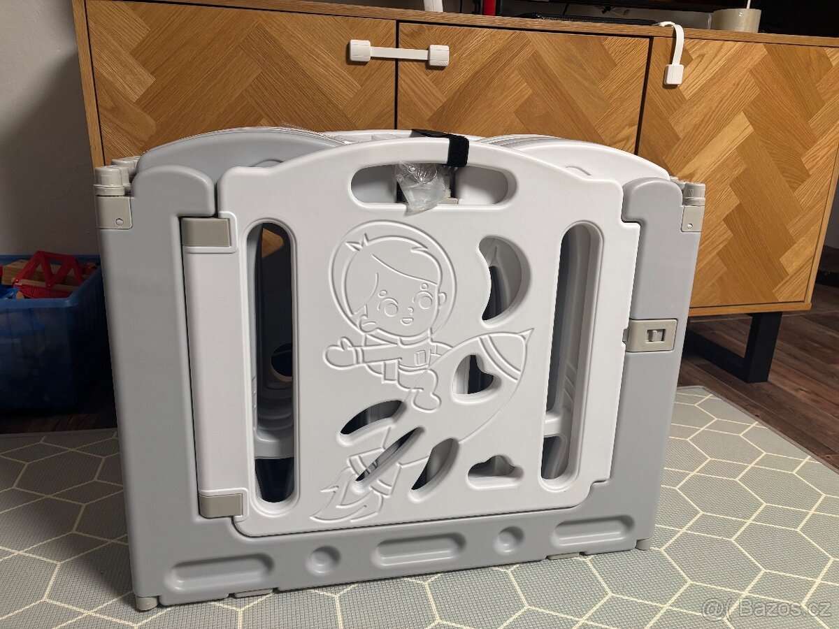 Modulární skládací ohrádka pro děti - 9