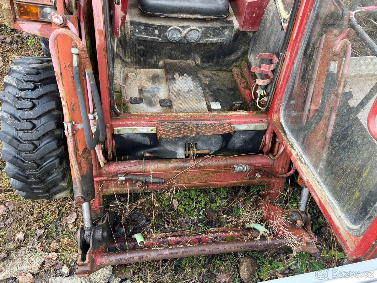 LOCUST L 752 4X4 - 9