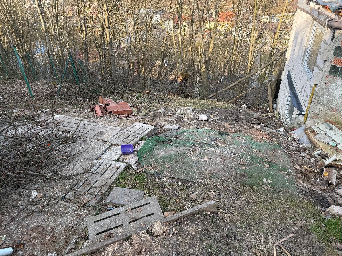 Stavební pozemek - 9