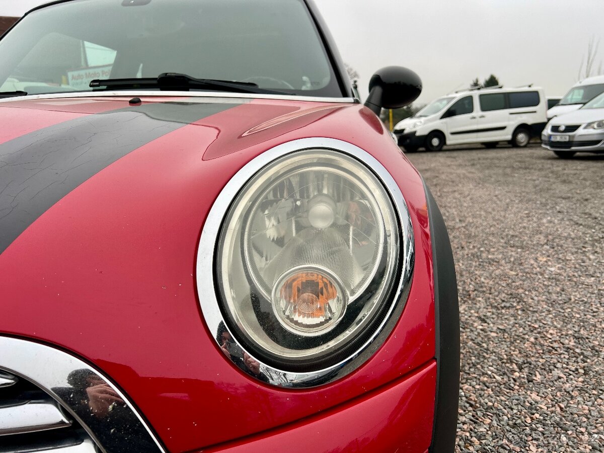 Mini Cooper Clubman 1.6d 80 kW Servis,Stav,Alu - 9