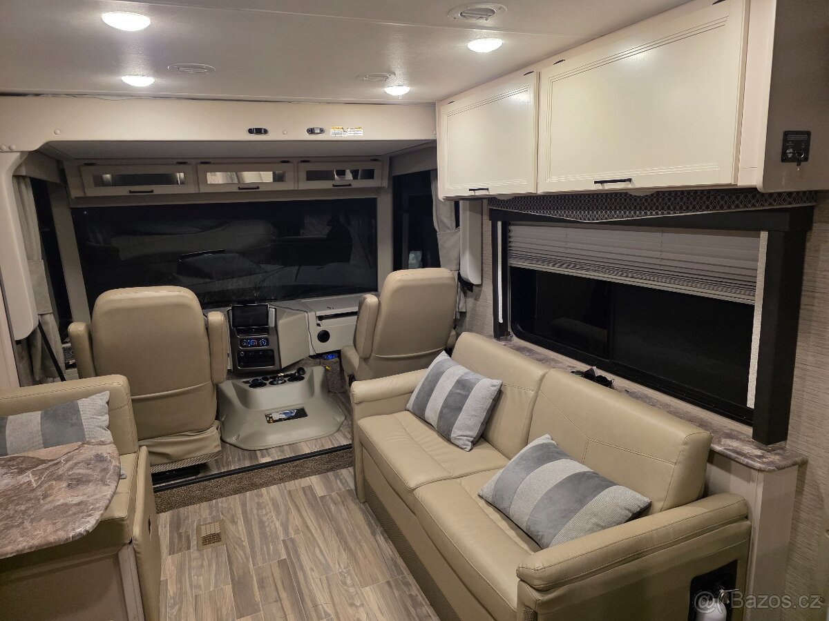 Obytne auto Ford - 9