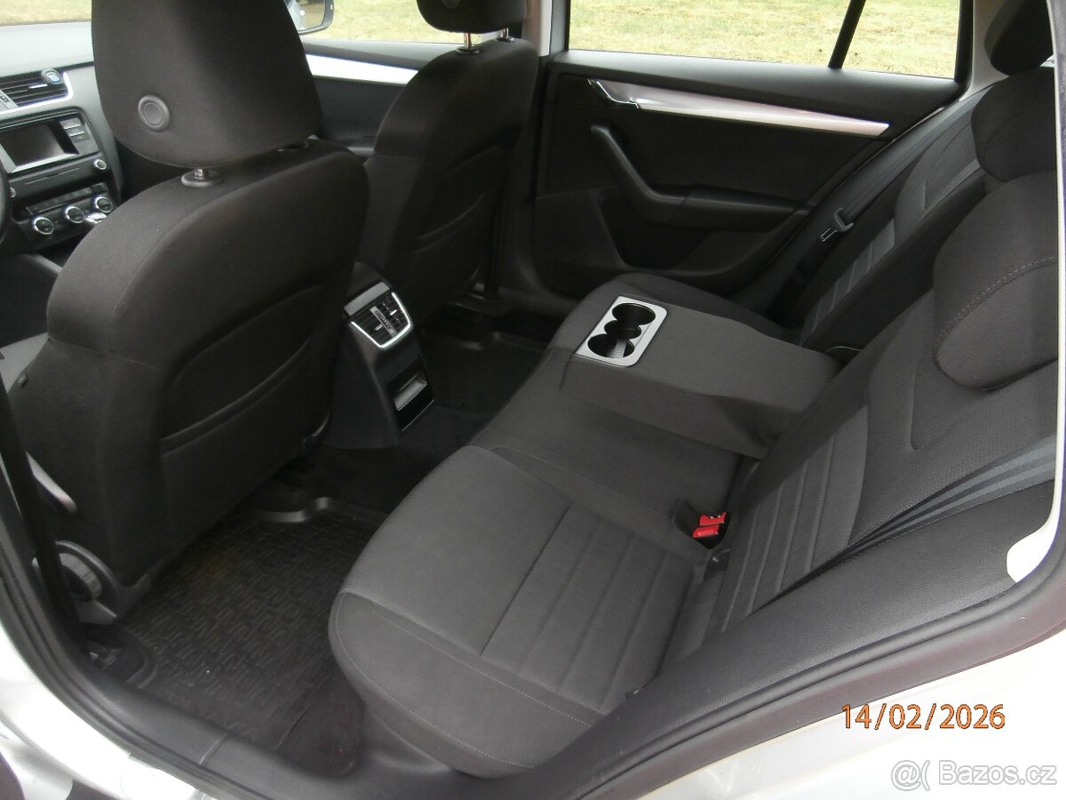 SKODA OCTAVIA 3 COMBI CR - 9