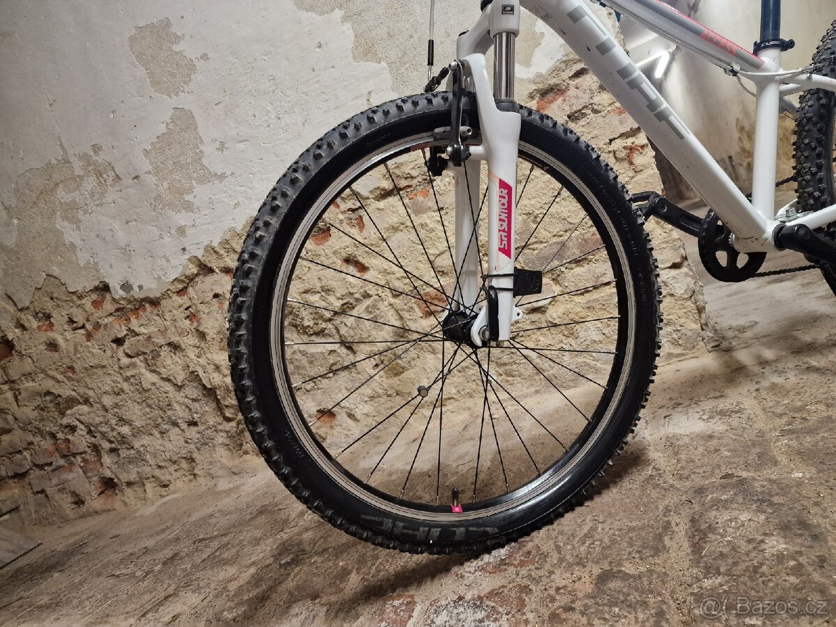 Dětské horské kolo 24" CUBE - 9