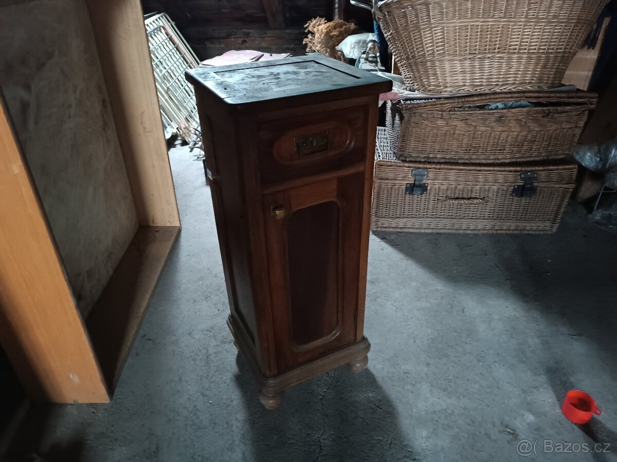 Trubkový stůl a další - 9