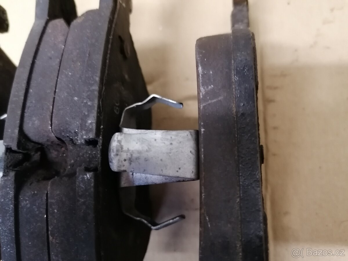 BMW E60/E61 přední brzdiče + brzdové destičky ATE - 9