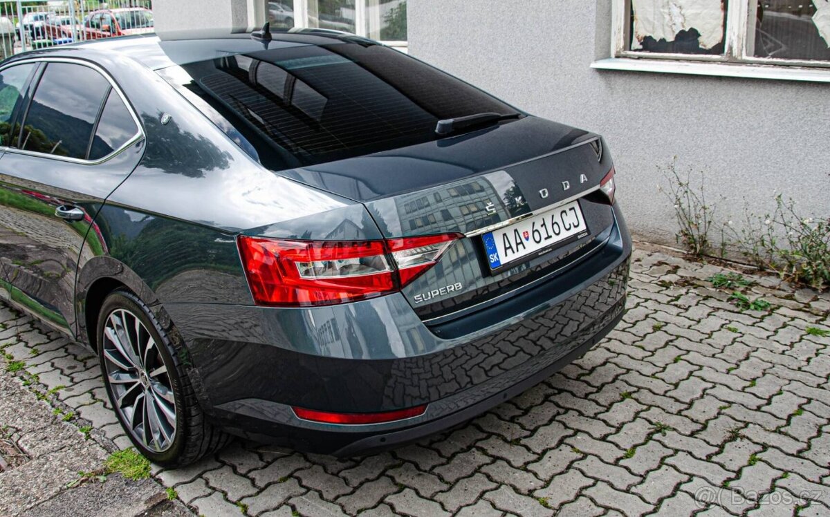 Škoda Superb 2.0 TDI SCR DSG - 9