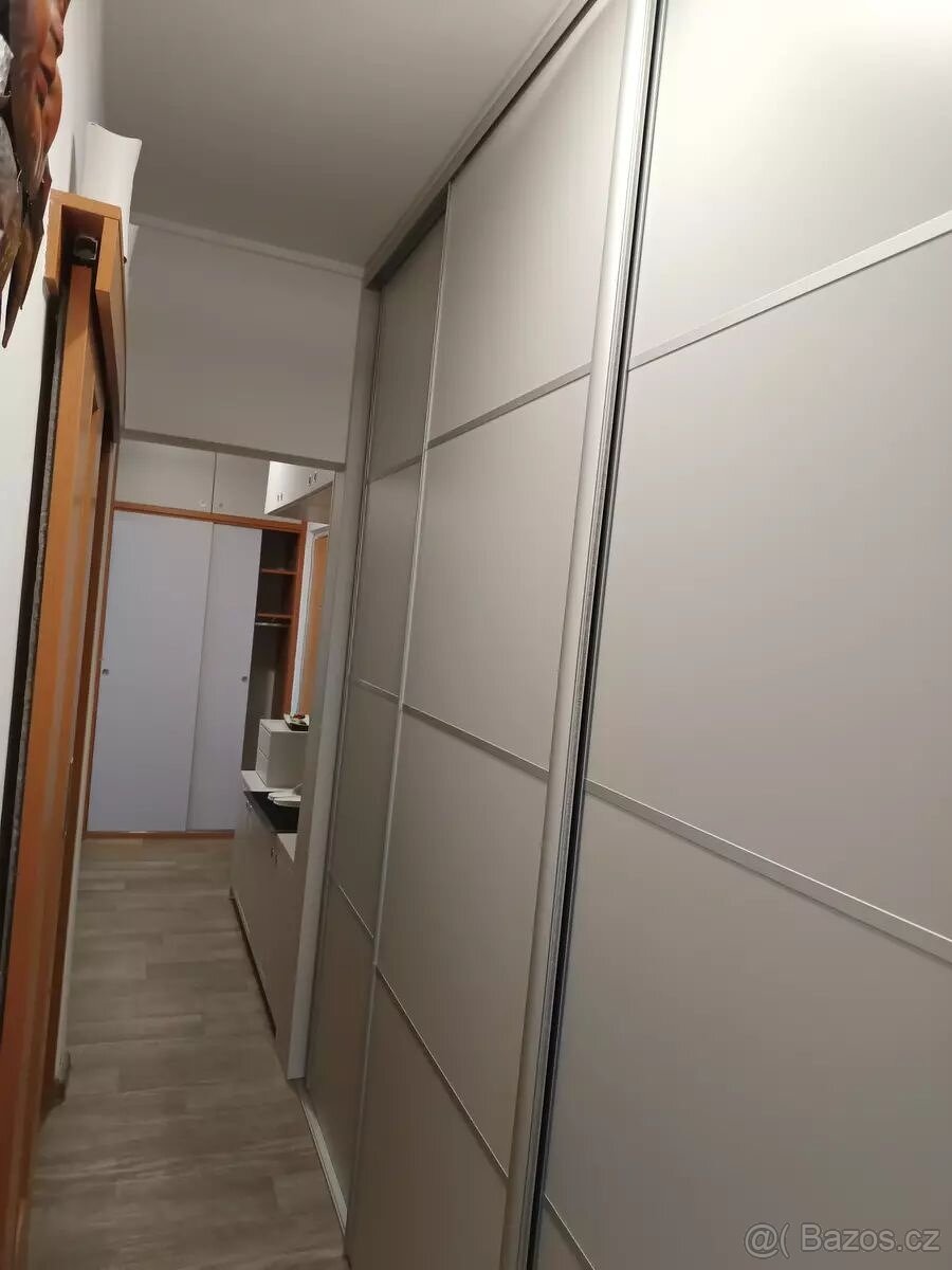 Pronájem bytu 3+1 Veselí nad Moravou - 9