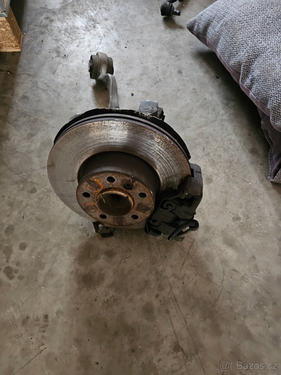 Bmw e91 nápravy - 9