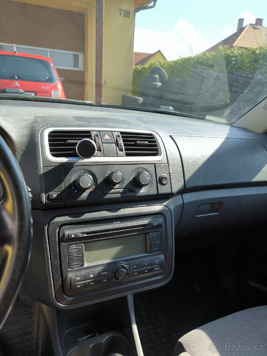 Náhradní díly ze Škoda fabia 2 , 1.2 HTP 51kw, 2008, hatch. - 9