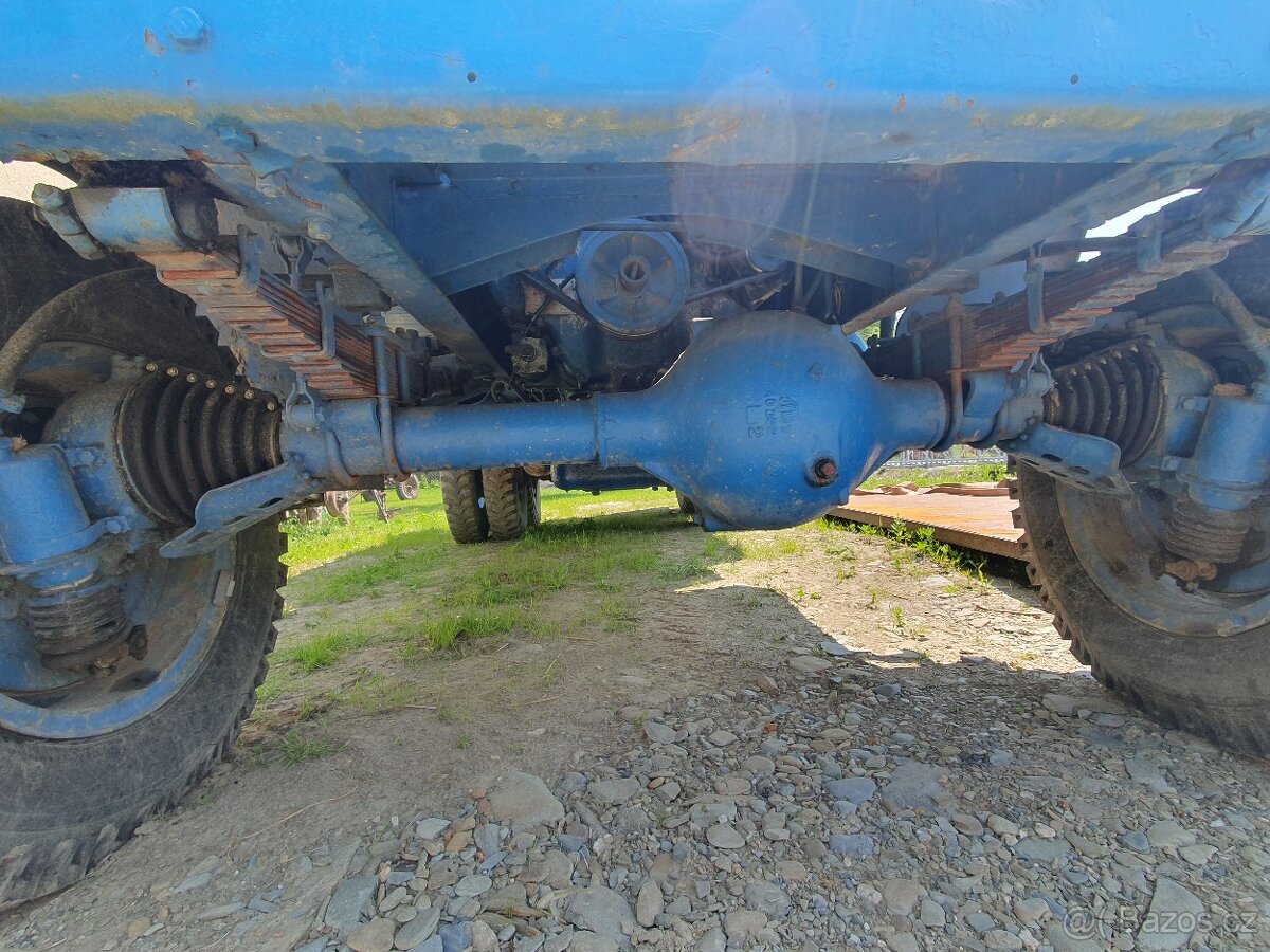 V3S 3-Stranný sklápěč - 9