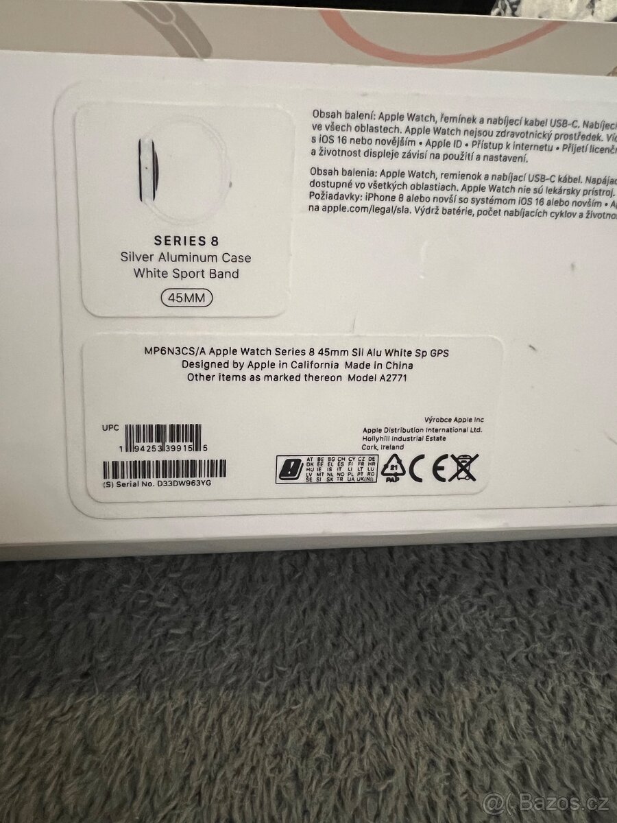 Prodám Apple Watch 8 45mm MINIMUM POŠKOZENI - 9