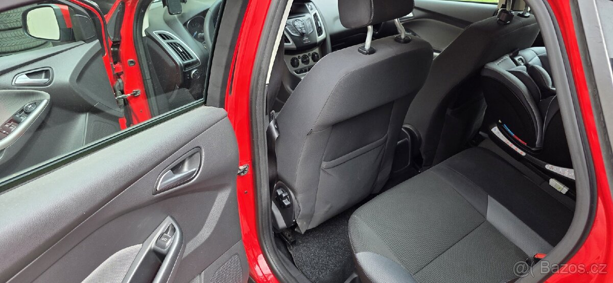 Ford Focus 2011 Titanium 1.6 TDCi - 9