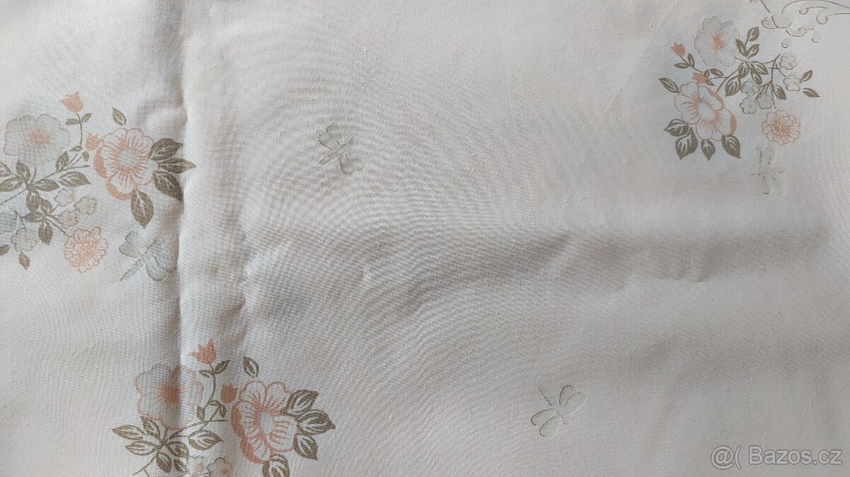 Nový ubrus sváteční - 9