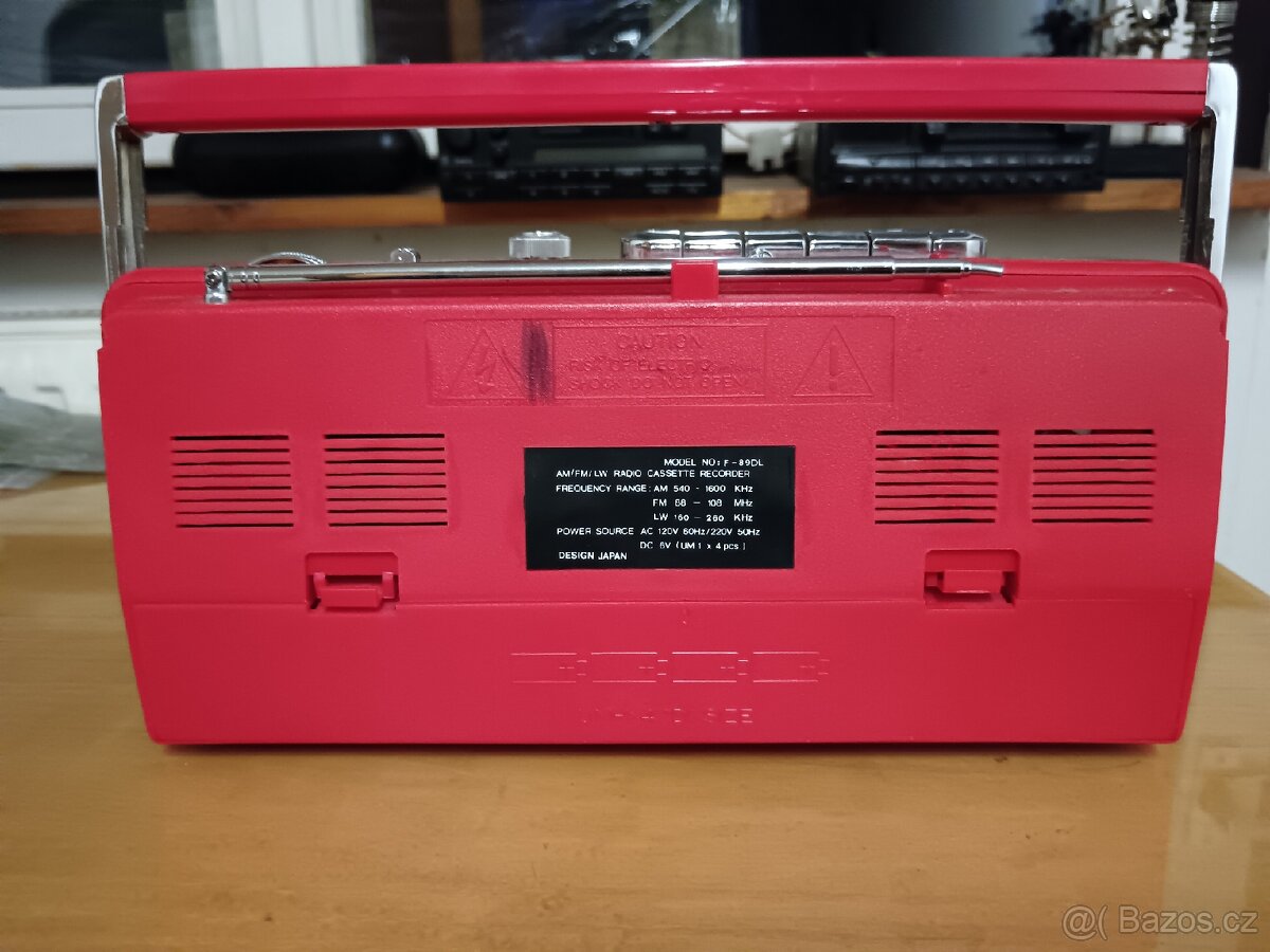 Starší audiotechnika Tesla B4, Grundig, Samsung - 9