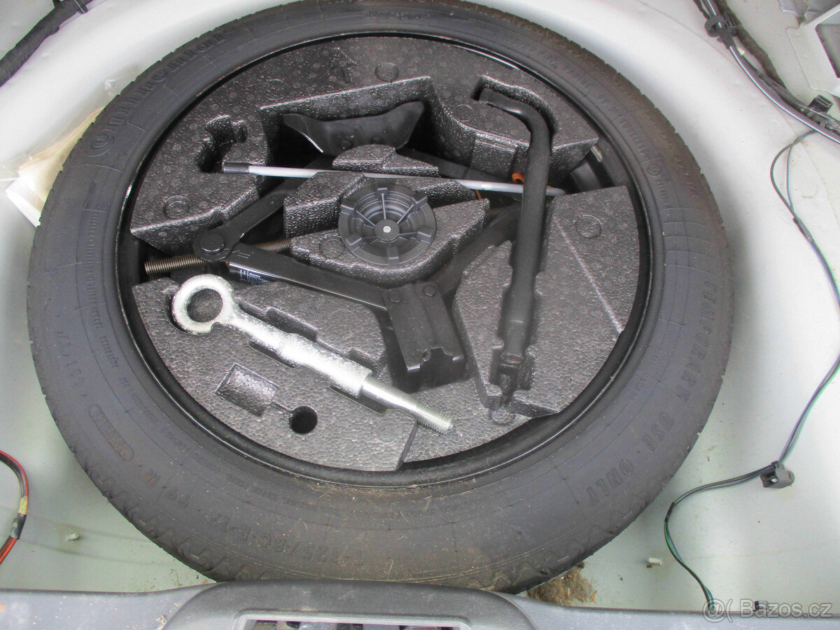 VOLVO XC70 2,4D 120KW CROSSCOUNTRY AWD GPS XENON 2013 - 9