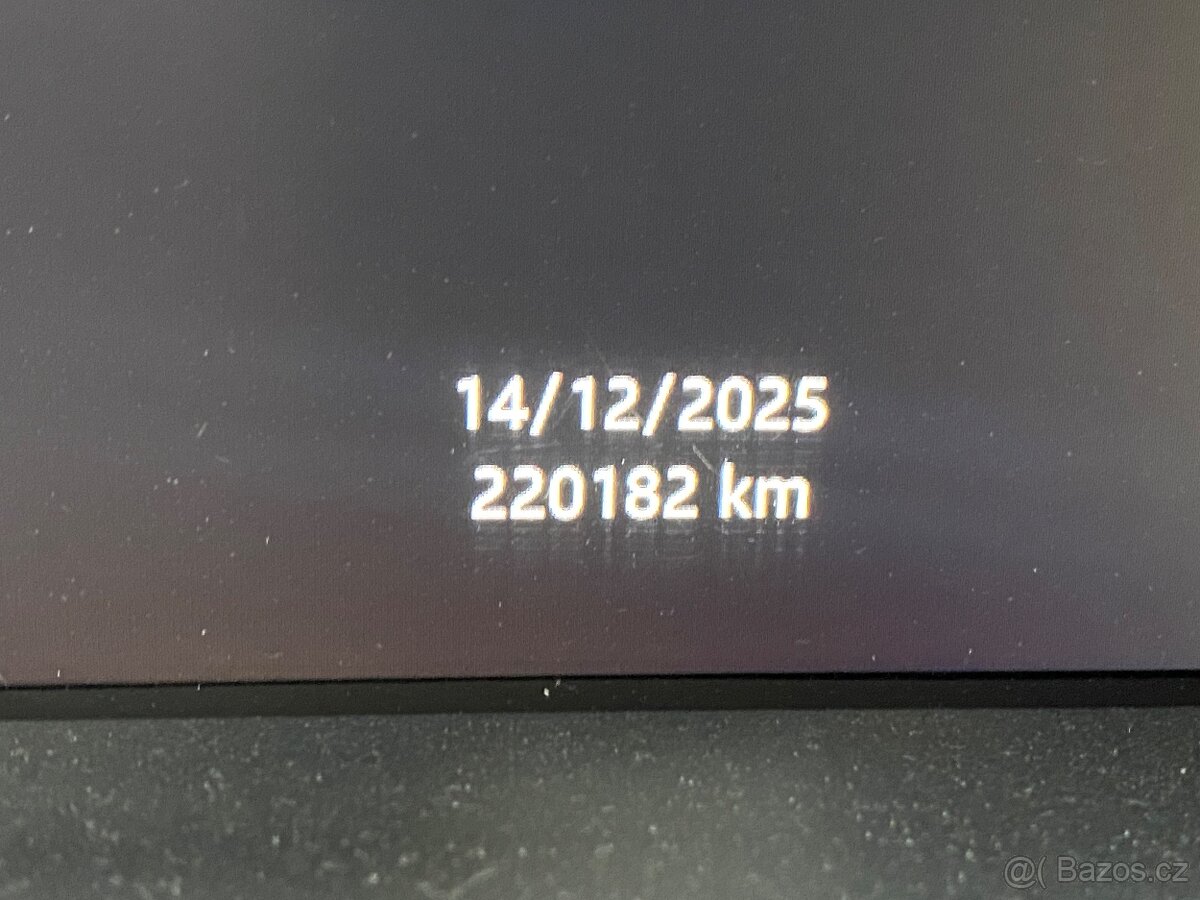 RANGE ROVER 3.0 TDI AUTOBIOGRAPHY 258 hp - 9