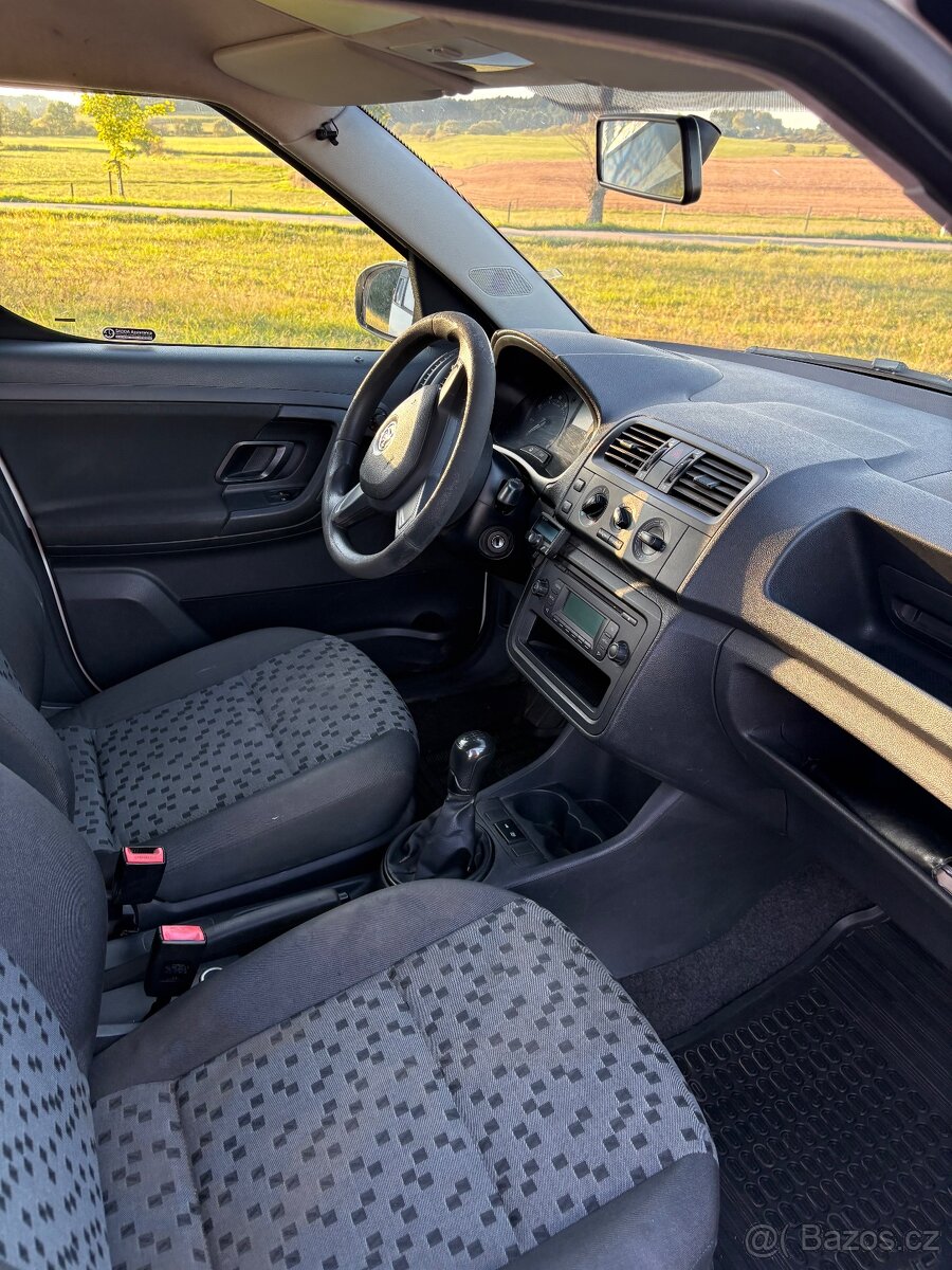 Škoda Roomster Praktik 1.2 - 9