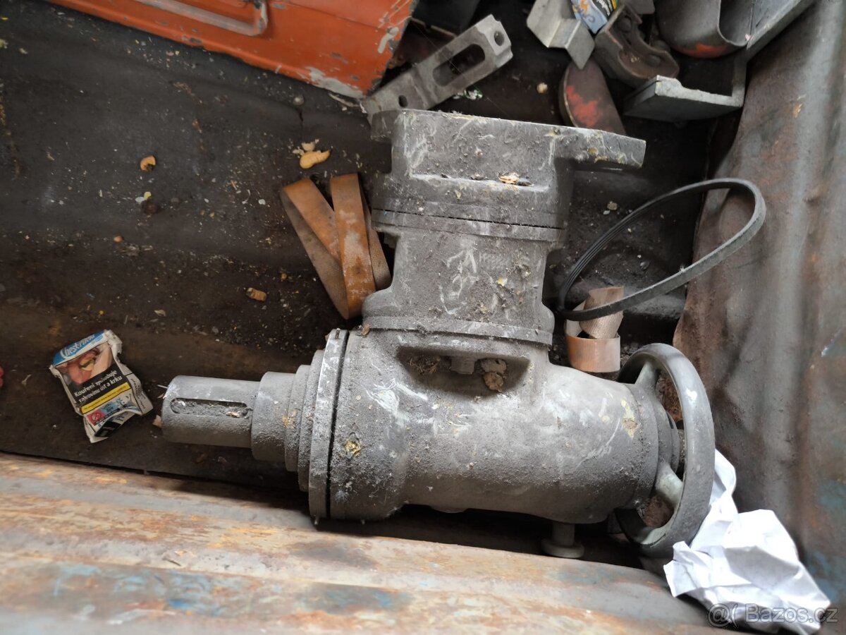 Nástrojová bruska Stanko 3 M 642 + příslušenství - 9